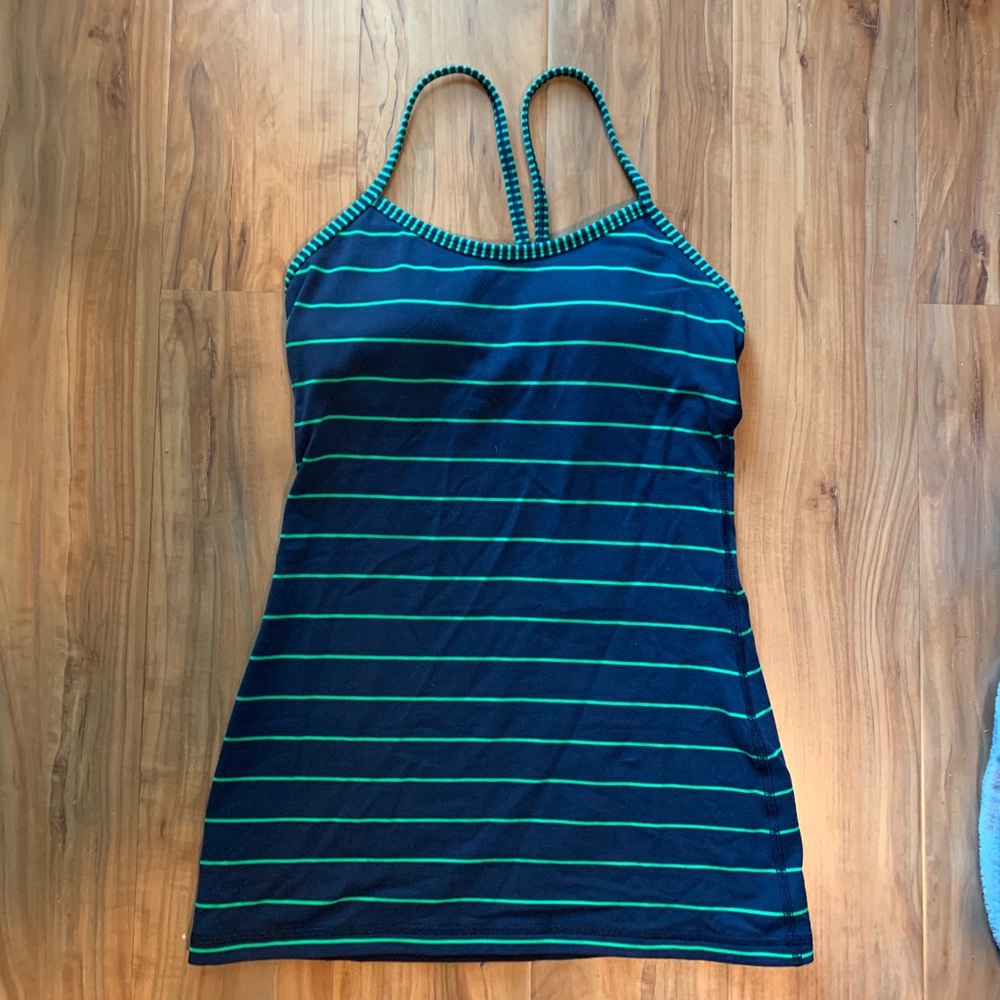 Lululemon sports top!
